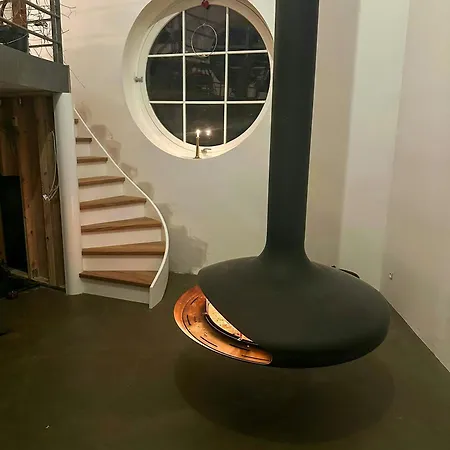 度假居 Sculptural House With Sauna By Thorso 锡尔克堡